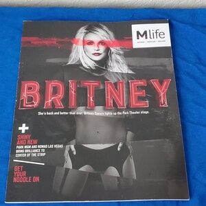 Britney Spears Mlife Las Vegas Magazine Cover Winter 2019 Domination Res…